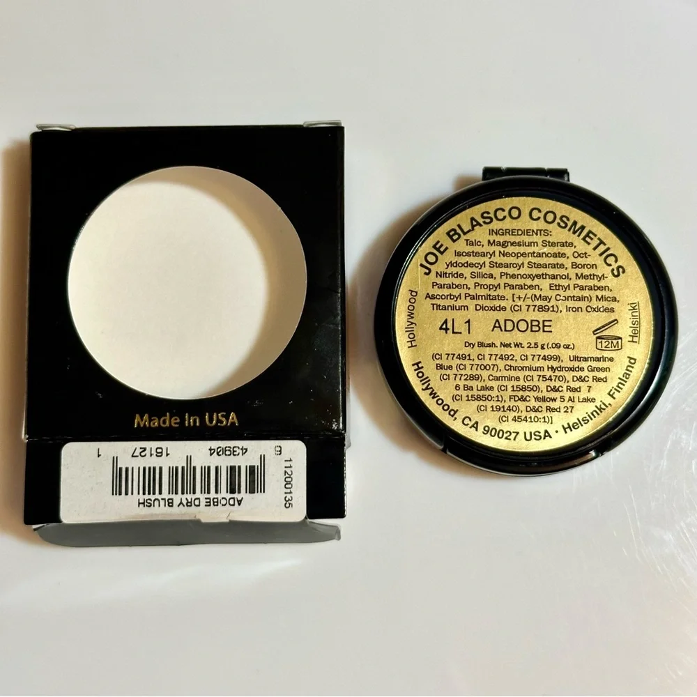 Joe Blasco dry blush in Adobe color BNIB BNWT